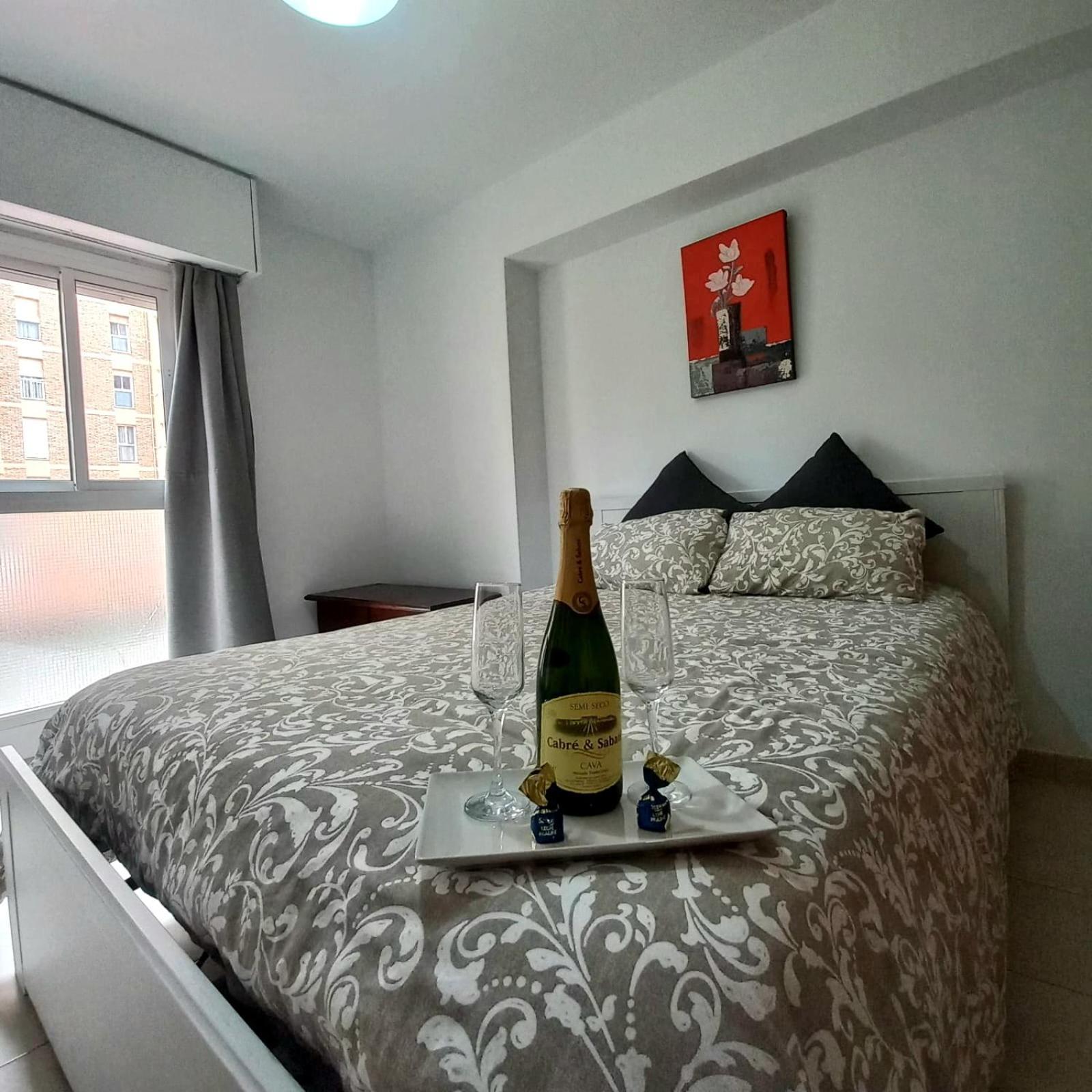 בנאלמדנה Apartamento Vacacional Costa Del Sol מראה חיצוני תמונה
